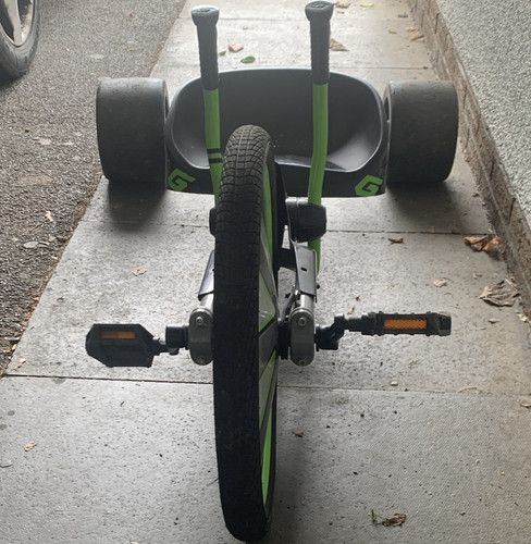 Huffy green machine pedal - green,